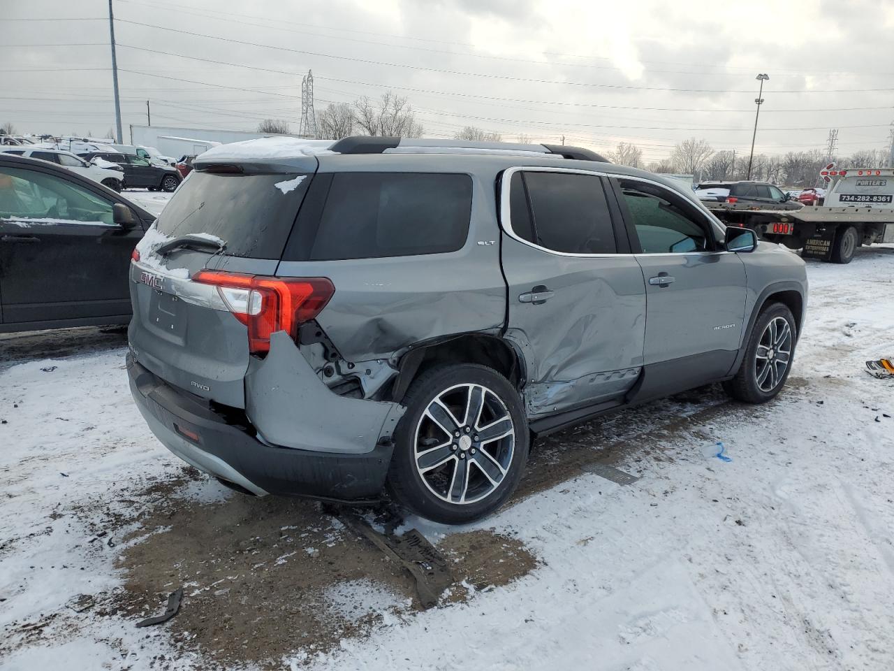 2021 GMC Acadia - Image 3