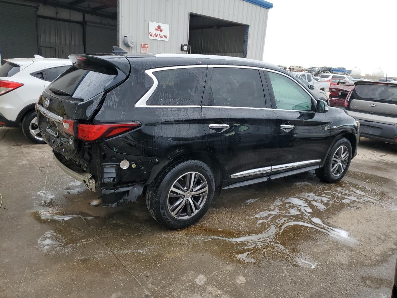 2017 Infiniti QX60 - Image 3