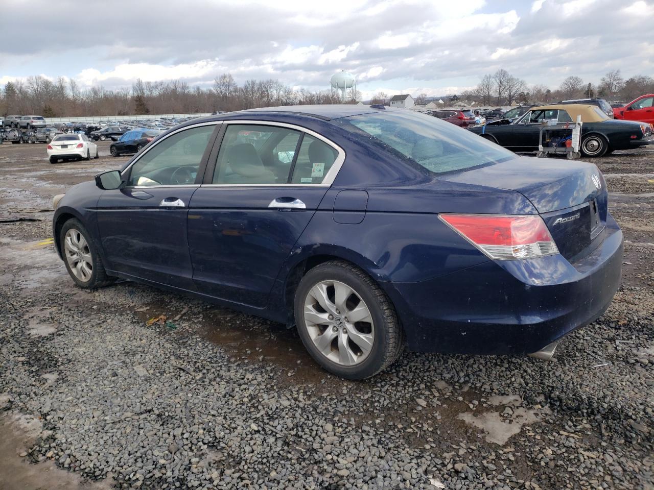 2009 Honda Accord - Image 2