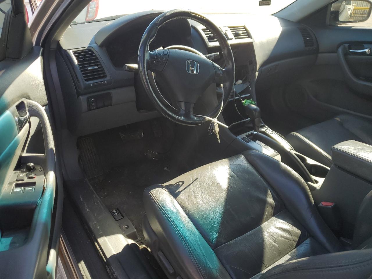 2006 Honda Accord - Image 8