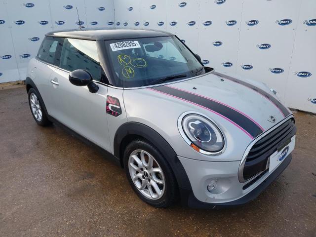 2018 MINI COOPER