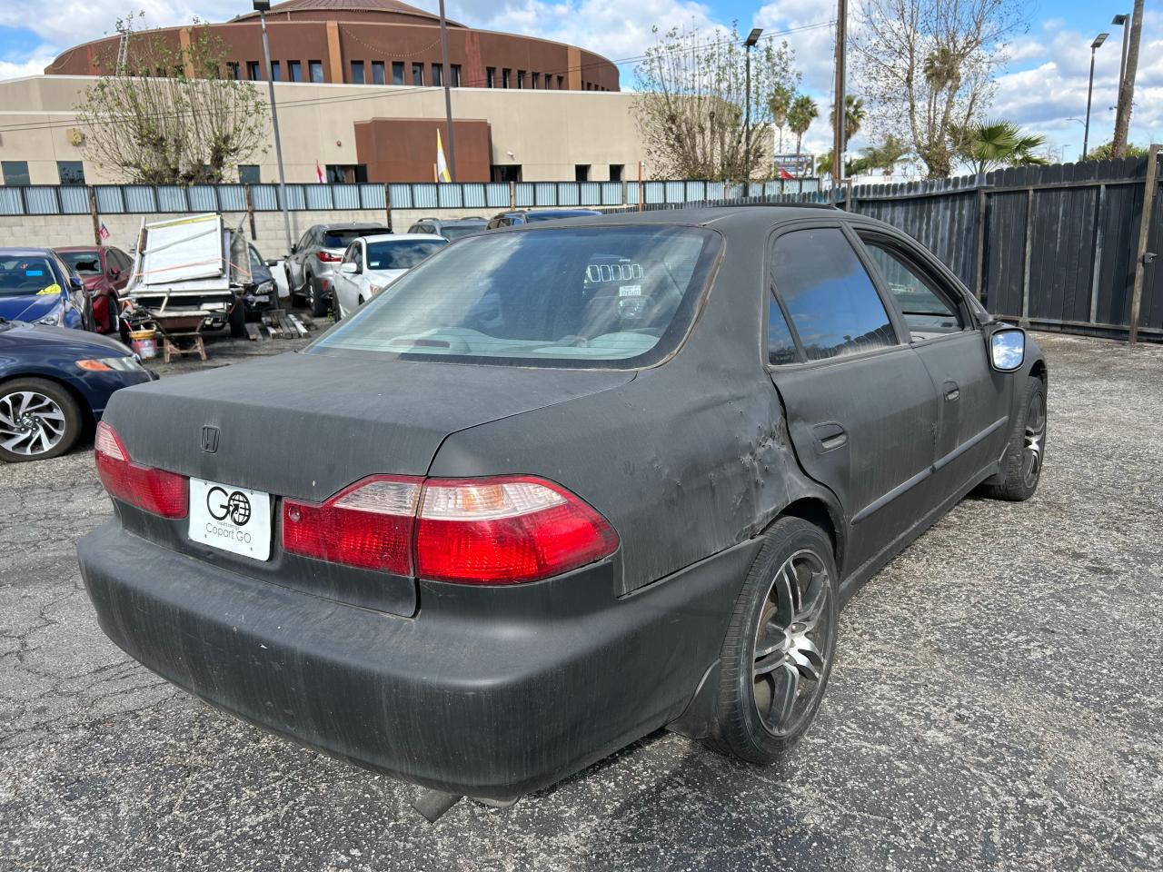 1999 Honda Accord - Image 4