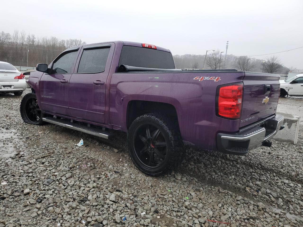 2015 Chevrolet Silverado - Image 2