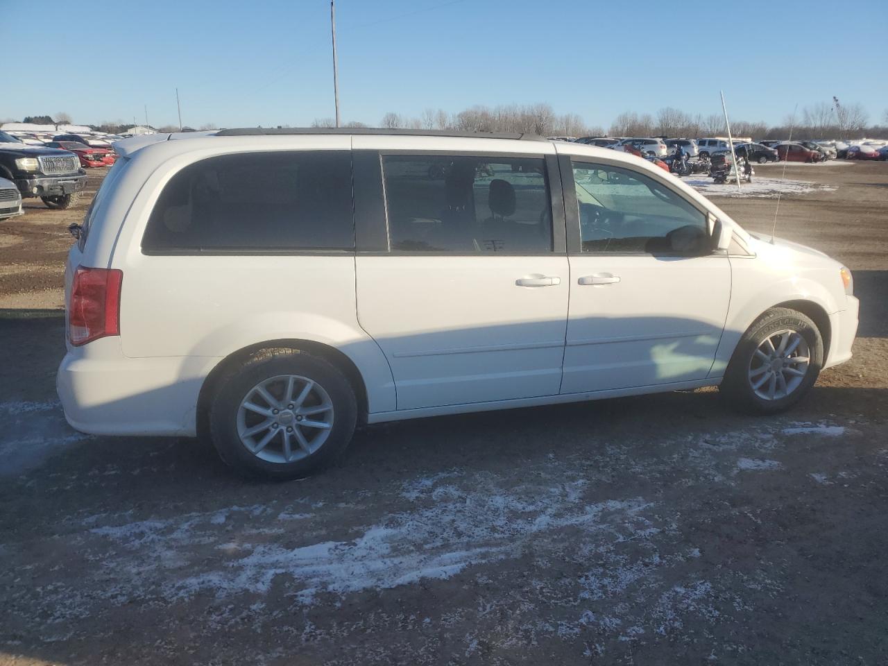 VIN 2C4RDGCGXGR344366 2016 DODGE CARAVAN no.3