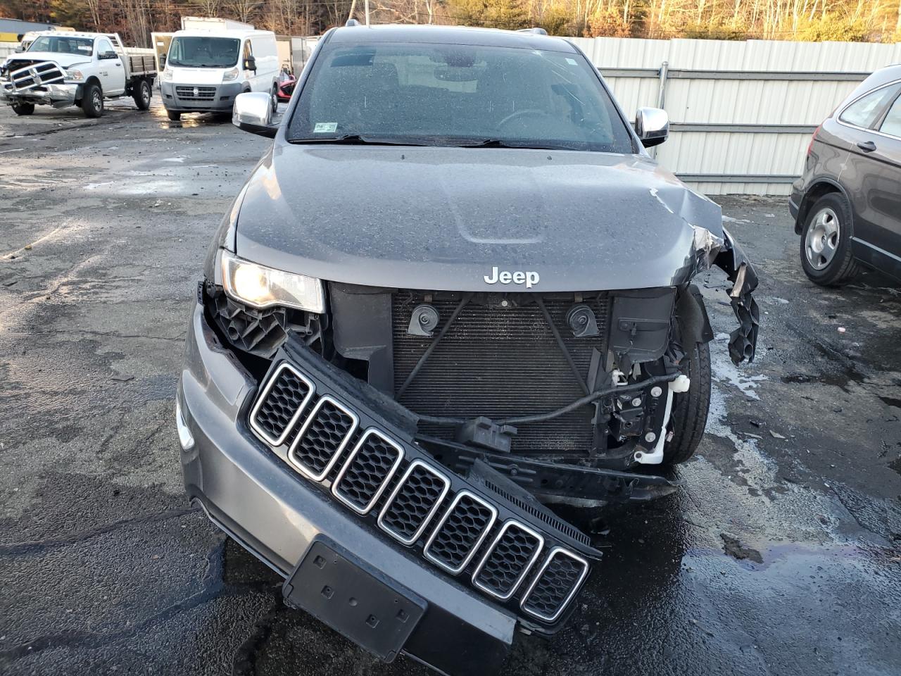 2017 Jeep Grand Cherokee - Image 5