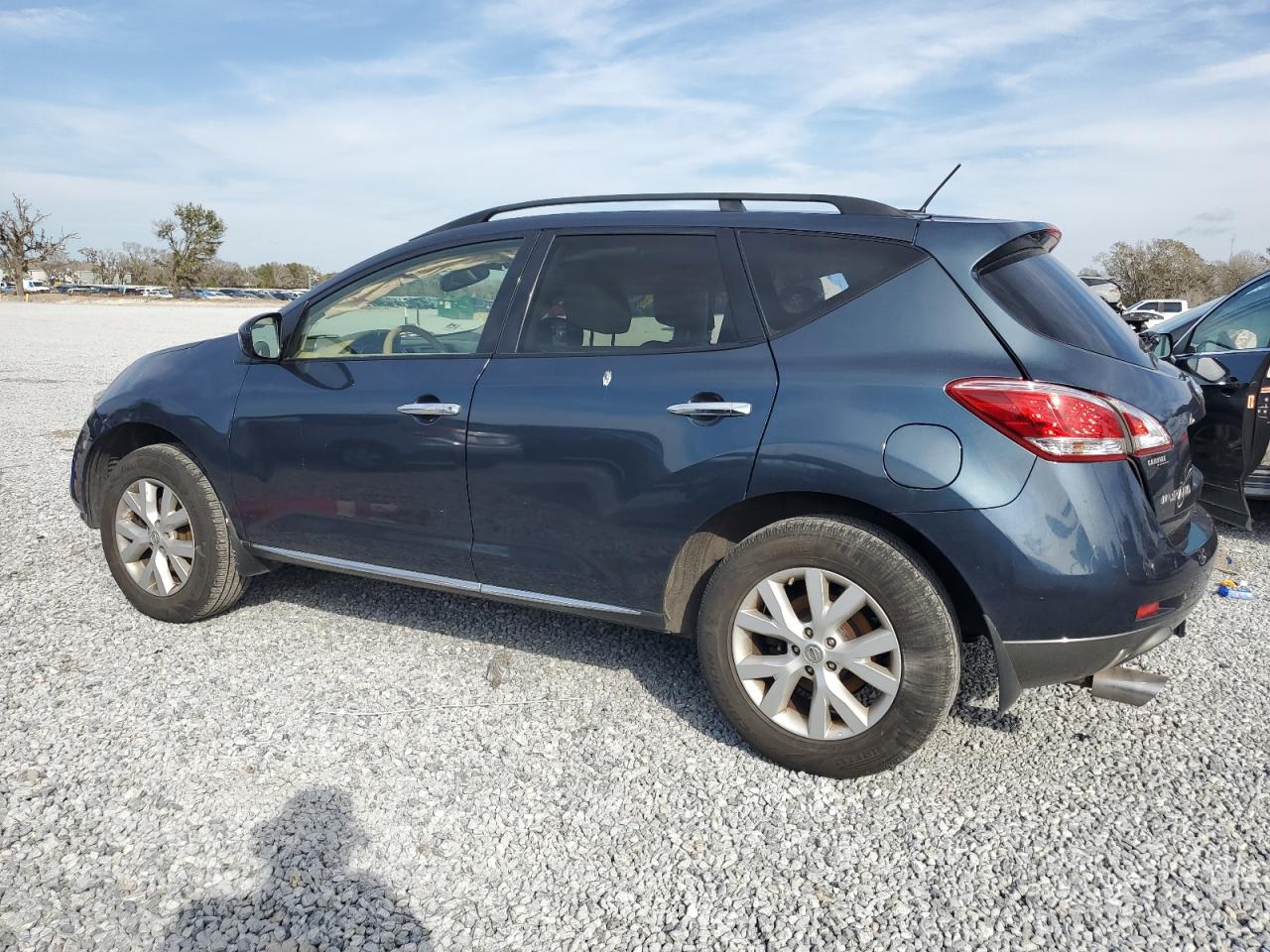 2014 Nissan Murano - Image 2