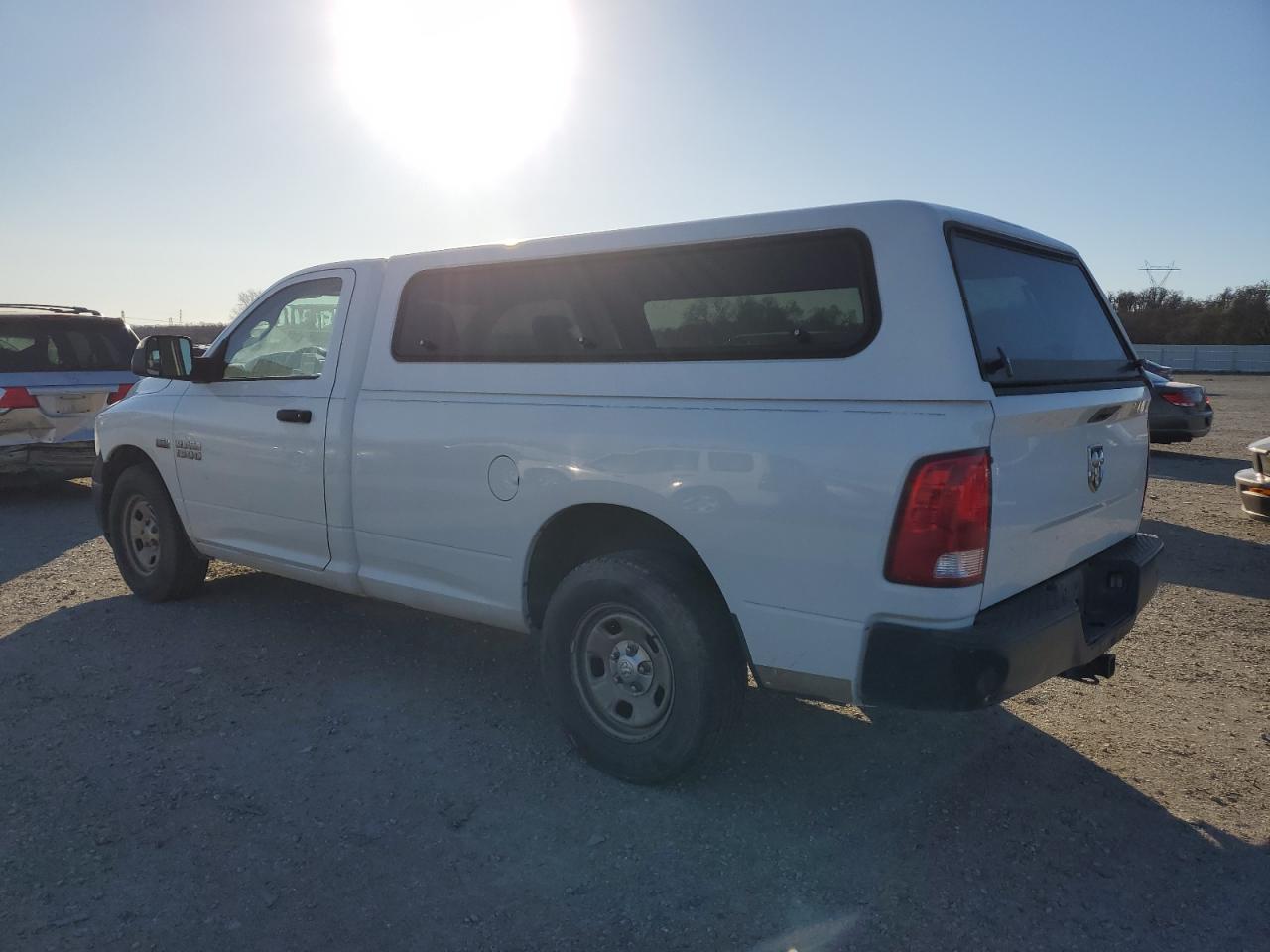 2016 RAM 1500 - Image 2