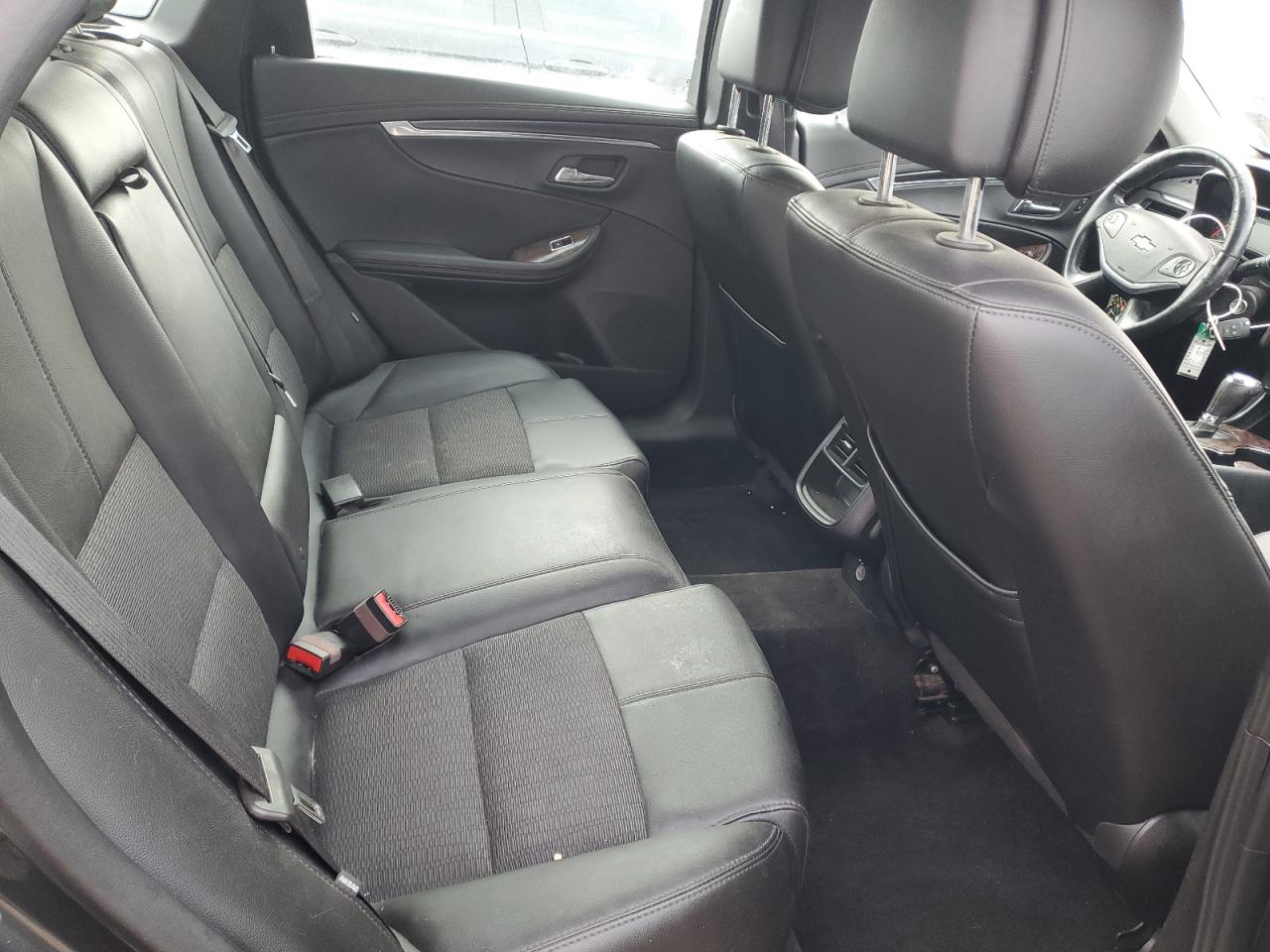 2014 Chevrolet Impala - Image 10