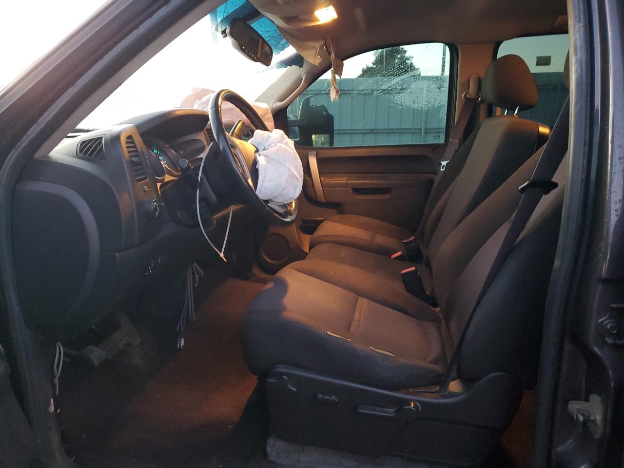 2010 Chevrolet Silverado - Image 7