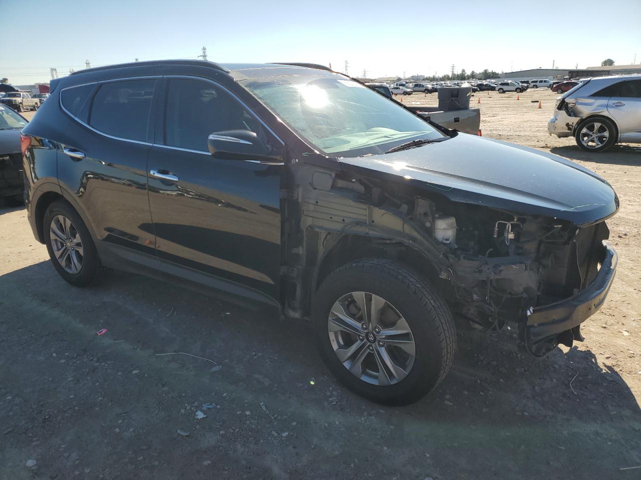 VIN 5XYZU3LB7GG379593 2016 HYUNDAI SANTA FE no.4