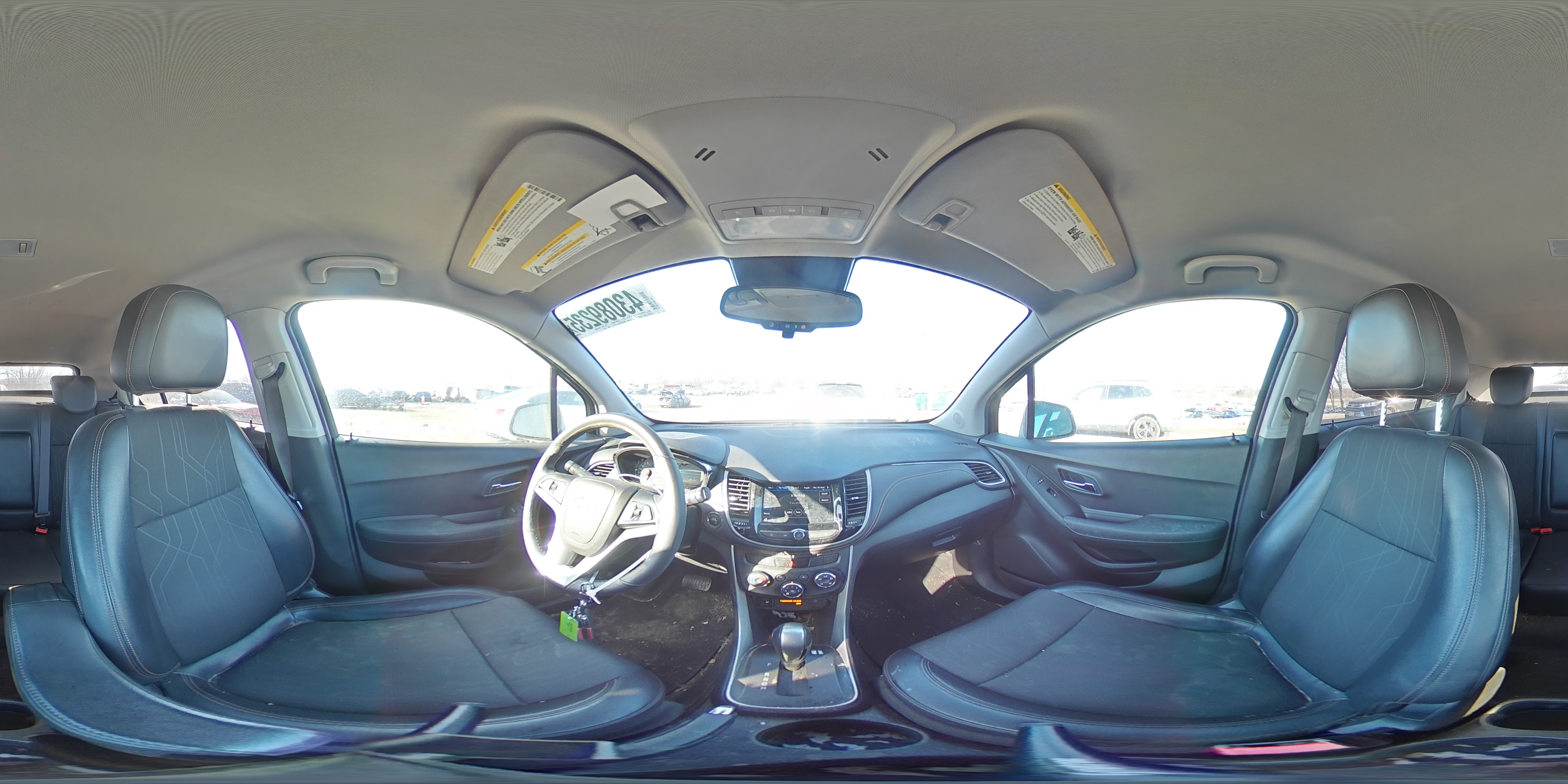 2018 Chevrolet Tracker - Image 12