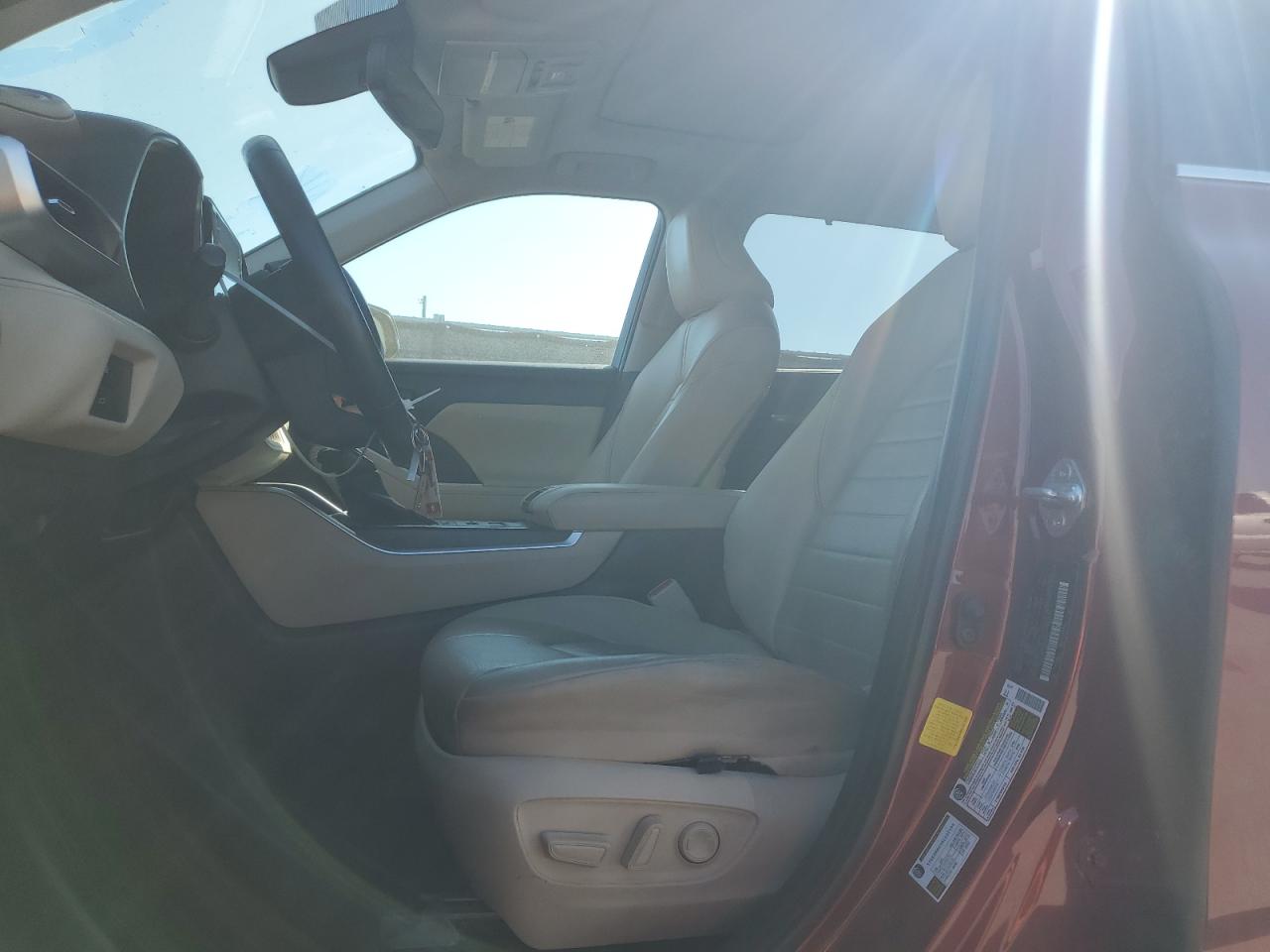 5TDGZRBH1MS107198 TOYOTA HIGHLANDER 2021