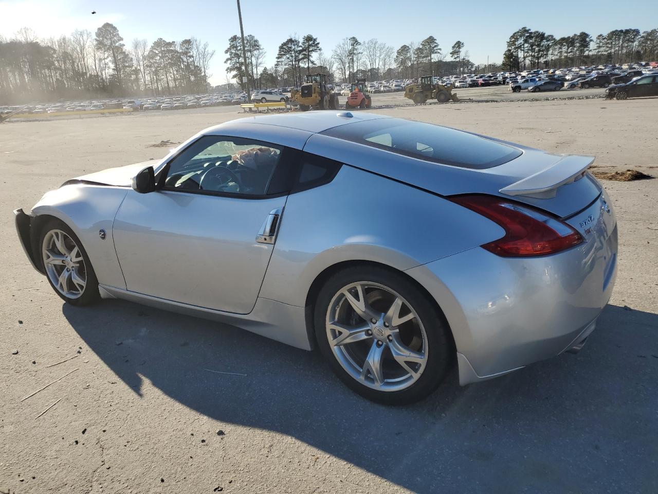 2010 Nissan 370Z - Image 2