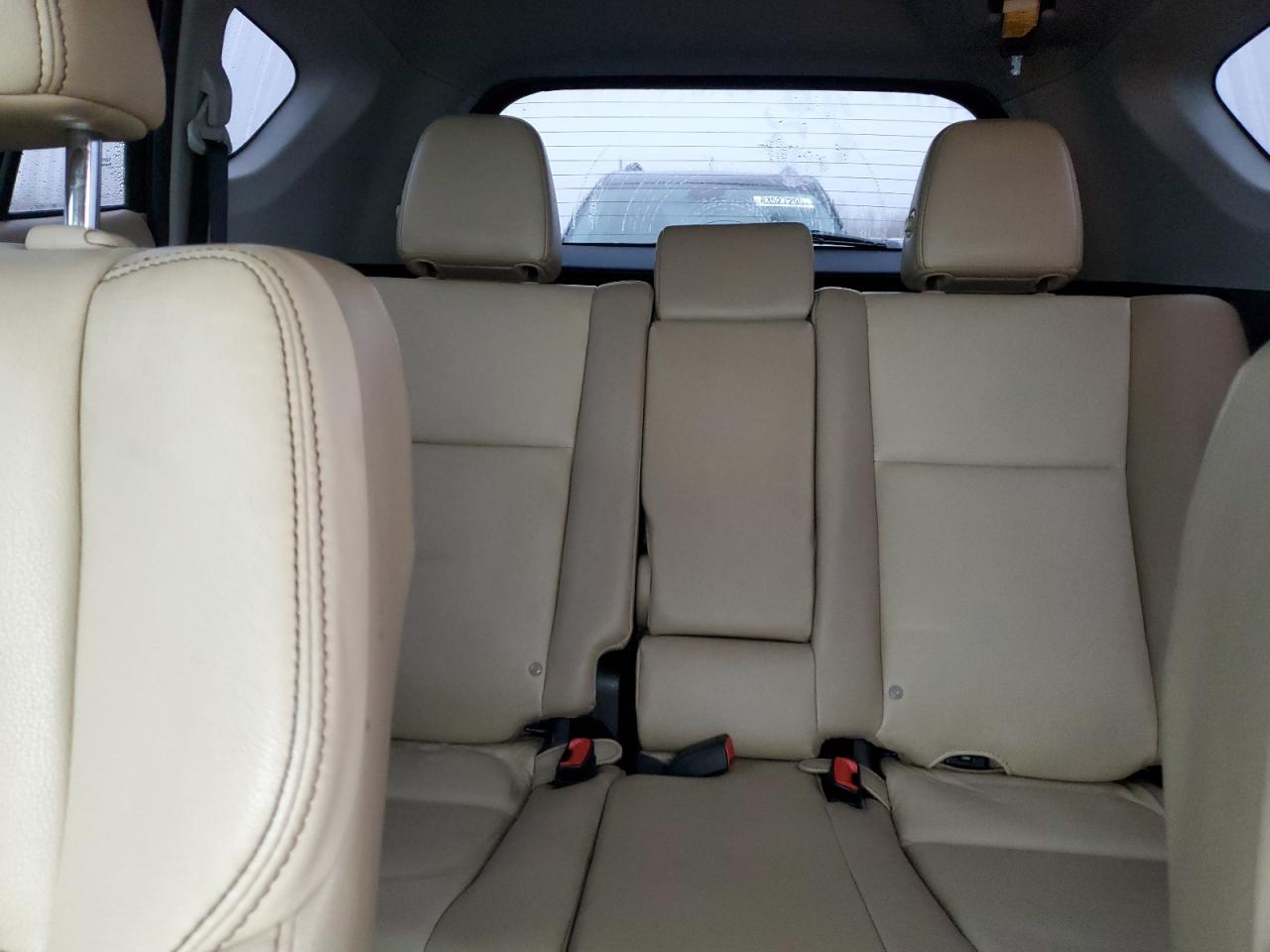 2013 Toyota RAV 4 - Image 10