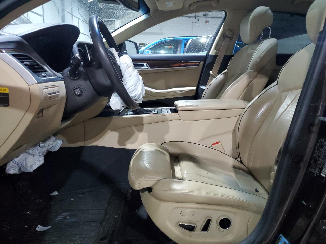 2016 Hyundai Genesis - Image 7