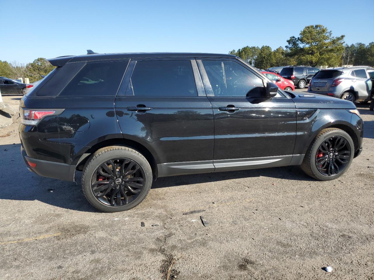 2015 Land Rover Range Rover - Image 3