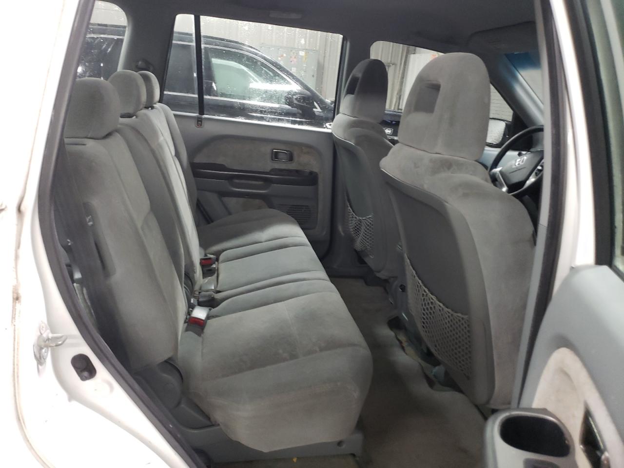 2004 Honda Pilot Lx VIN: 2HKYF18164H582067 Lot: 80372305