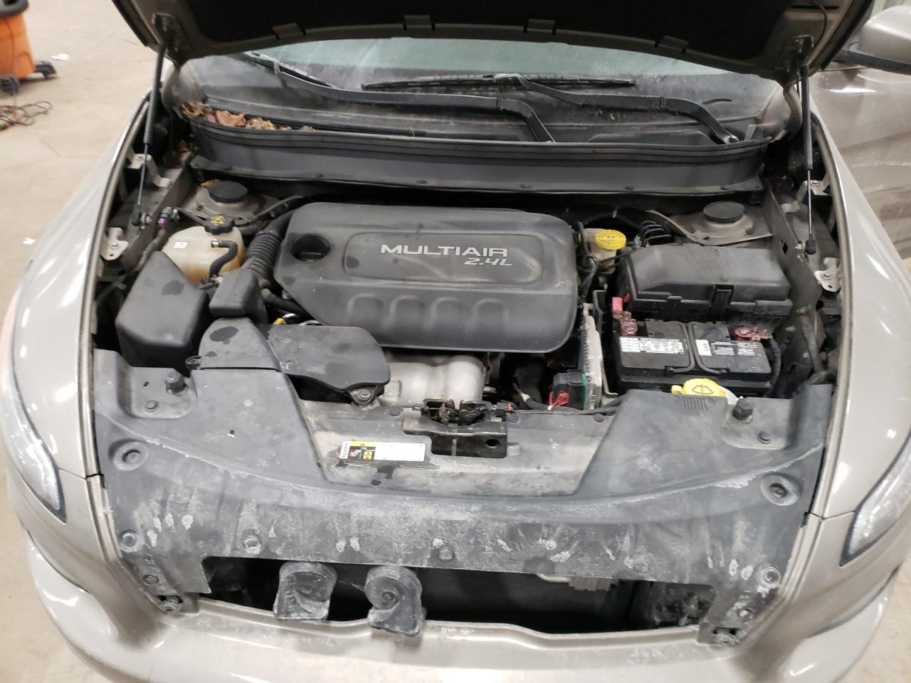 2016 Jeep Grand Cherokee - Image 12