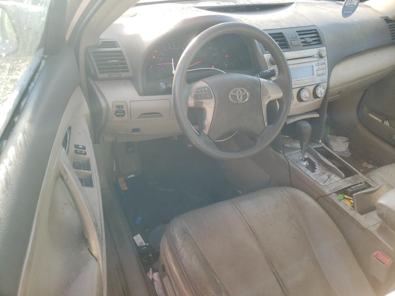 2011 Toyota Camry - Image 8