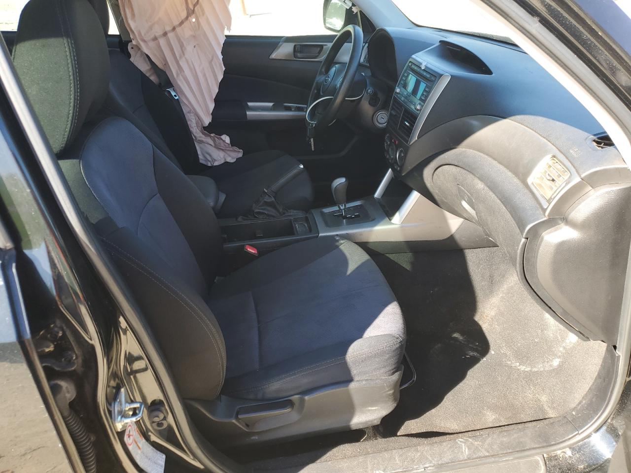 2010 Subaru Forester - Image 7