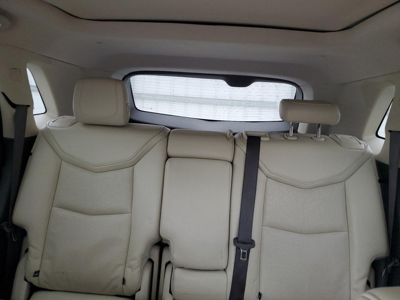 2018 Cadillac XT5 - Image 10