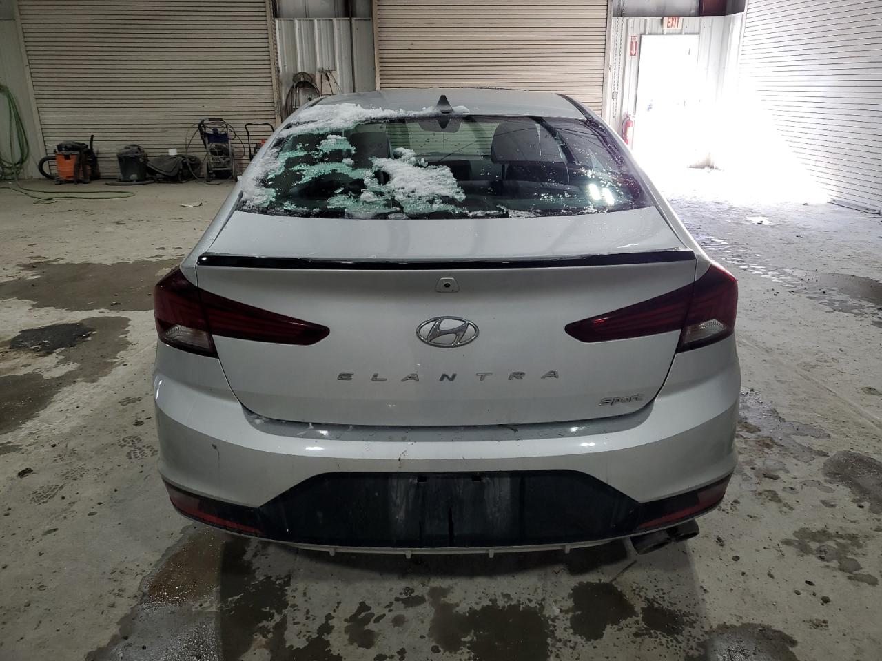 2019 Hyundai Elantra - Image 6