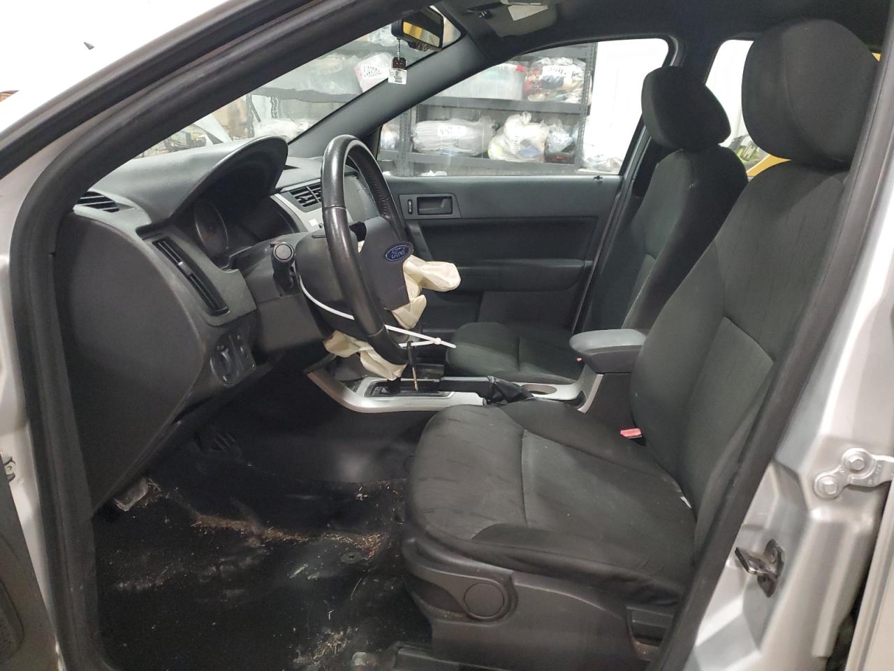 2010 Ford Focus - Image 7