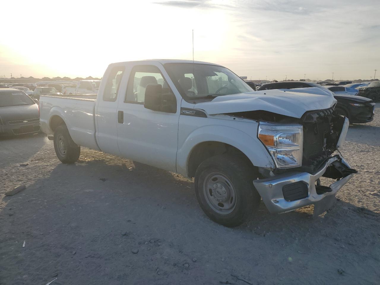 2014 Ford F250 - Image 4