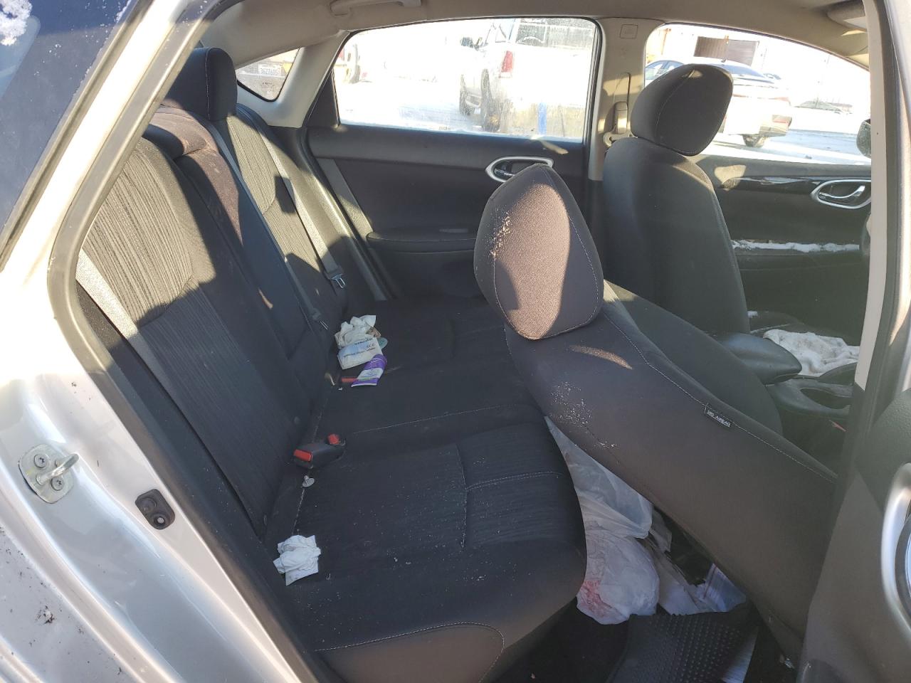 2018 Nissan Sentra - Image 10