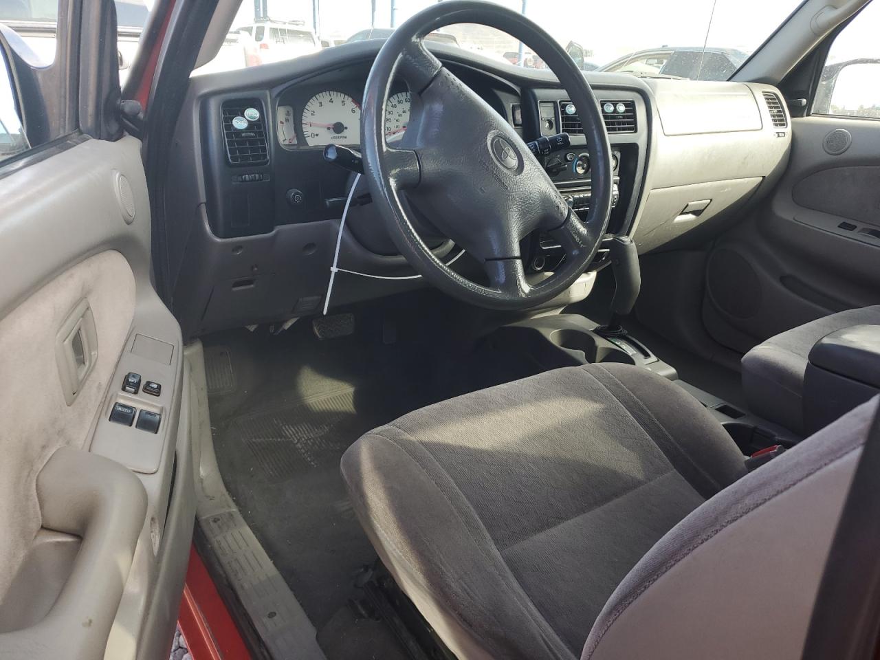 2001 Toyota Tacoma - Image 8