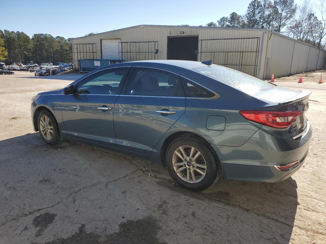 2017 Hyundai Sonata - Image 2