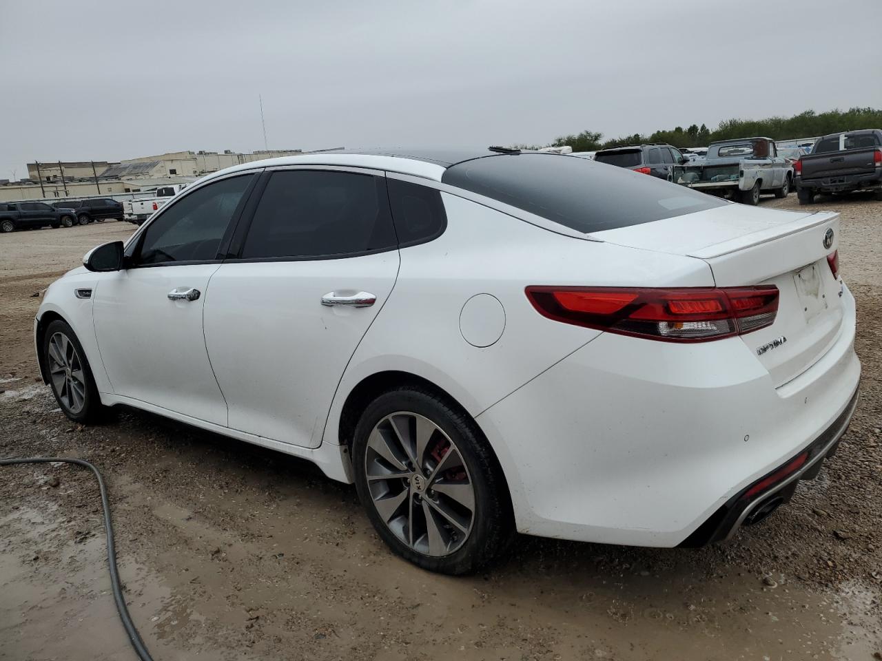 VIN 5XXGW4L22GG091556 2016 KIA OPTIMA no.2