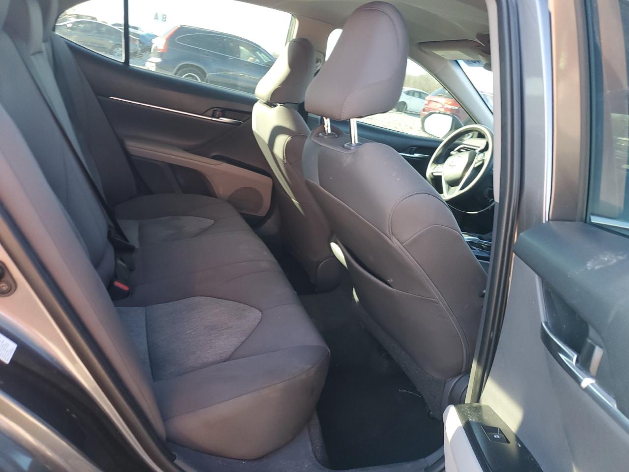 2018 Toyota Camry - Image 10