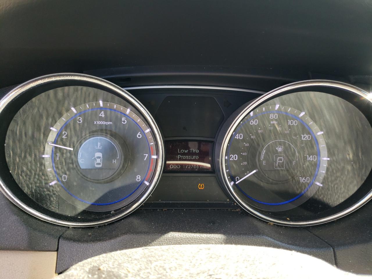 2014 Hyundai Sonata - Image 9