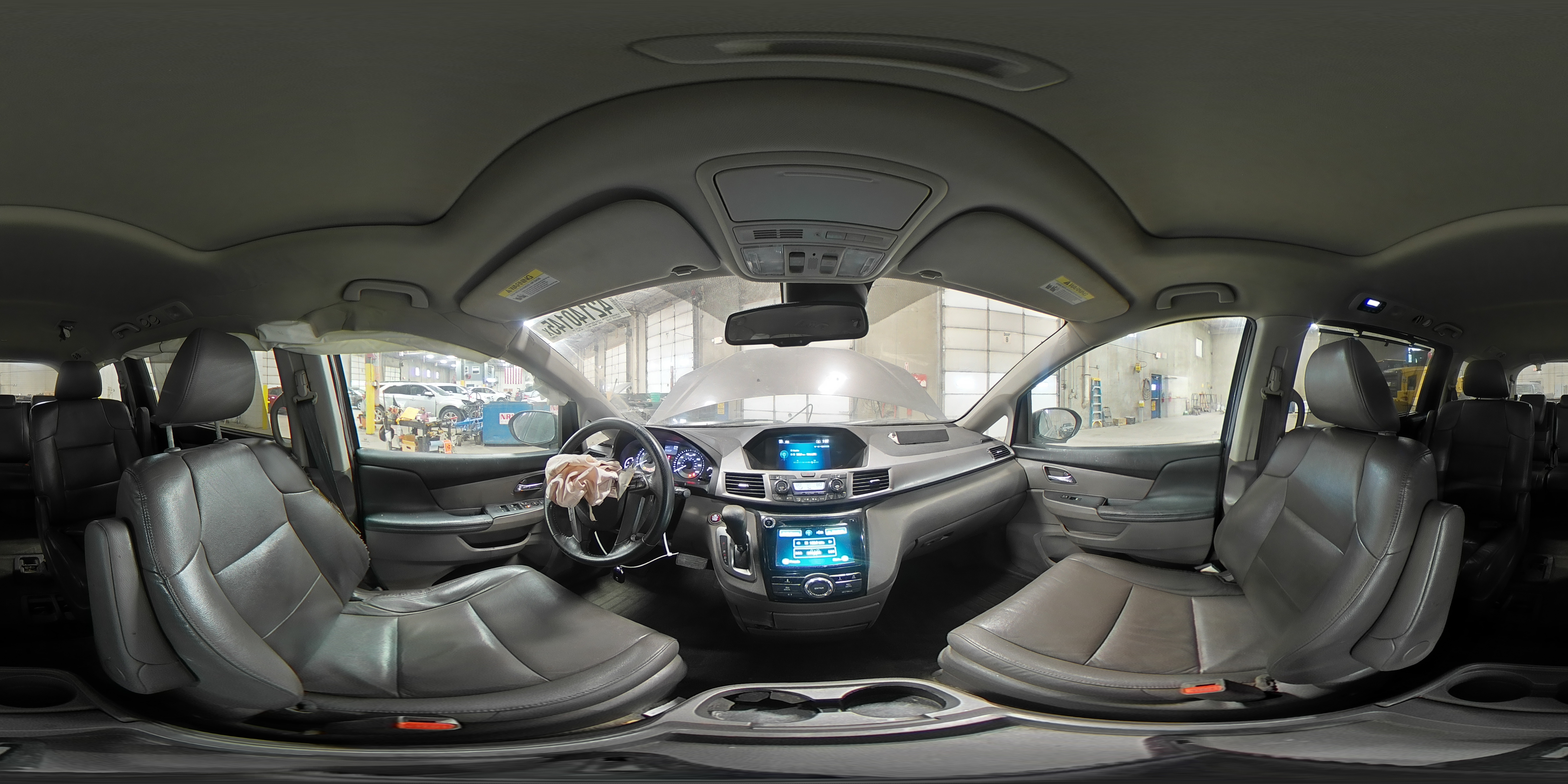 2016 Honda Odyssey - Image 14
