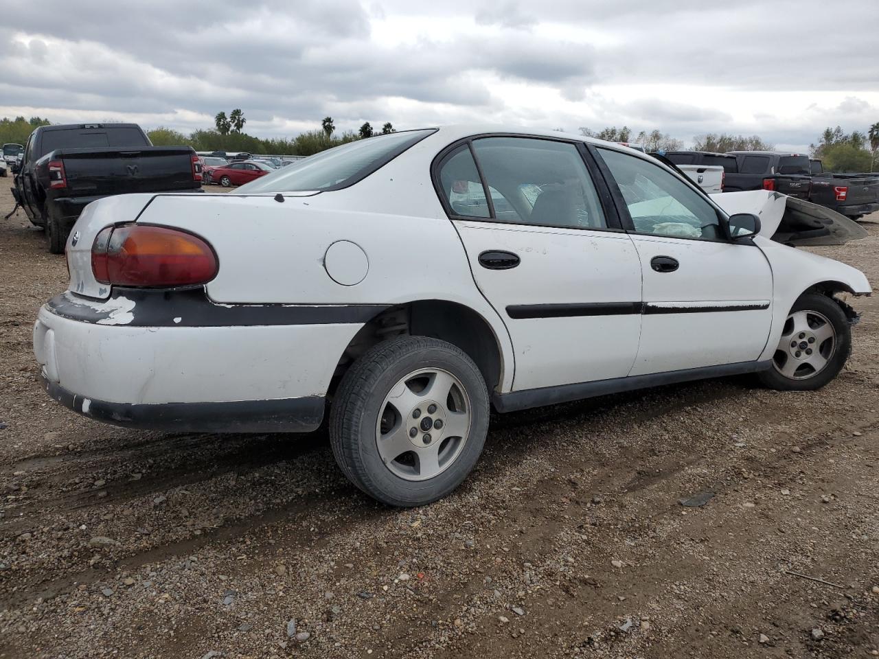2003 Chevrolet Malibu - Image 3