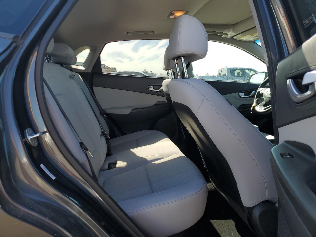 2023 Hyundai Kona - Image 10