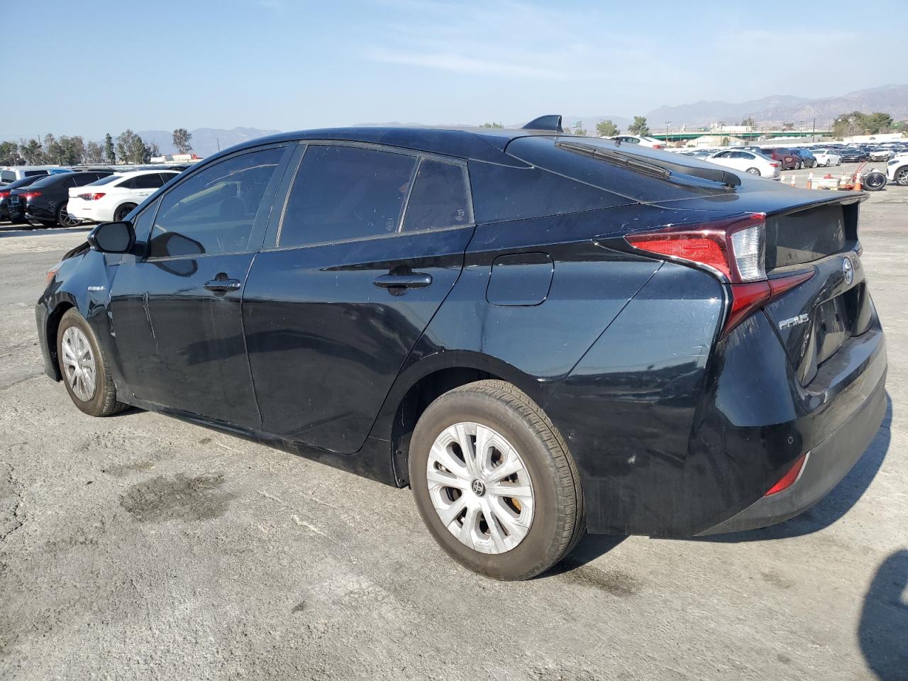 2022 Toyota Prius - Image 2