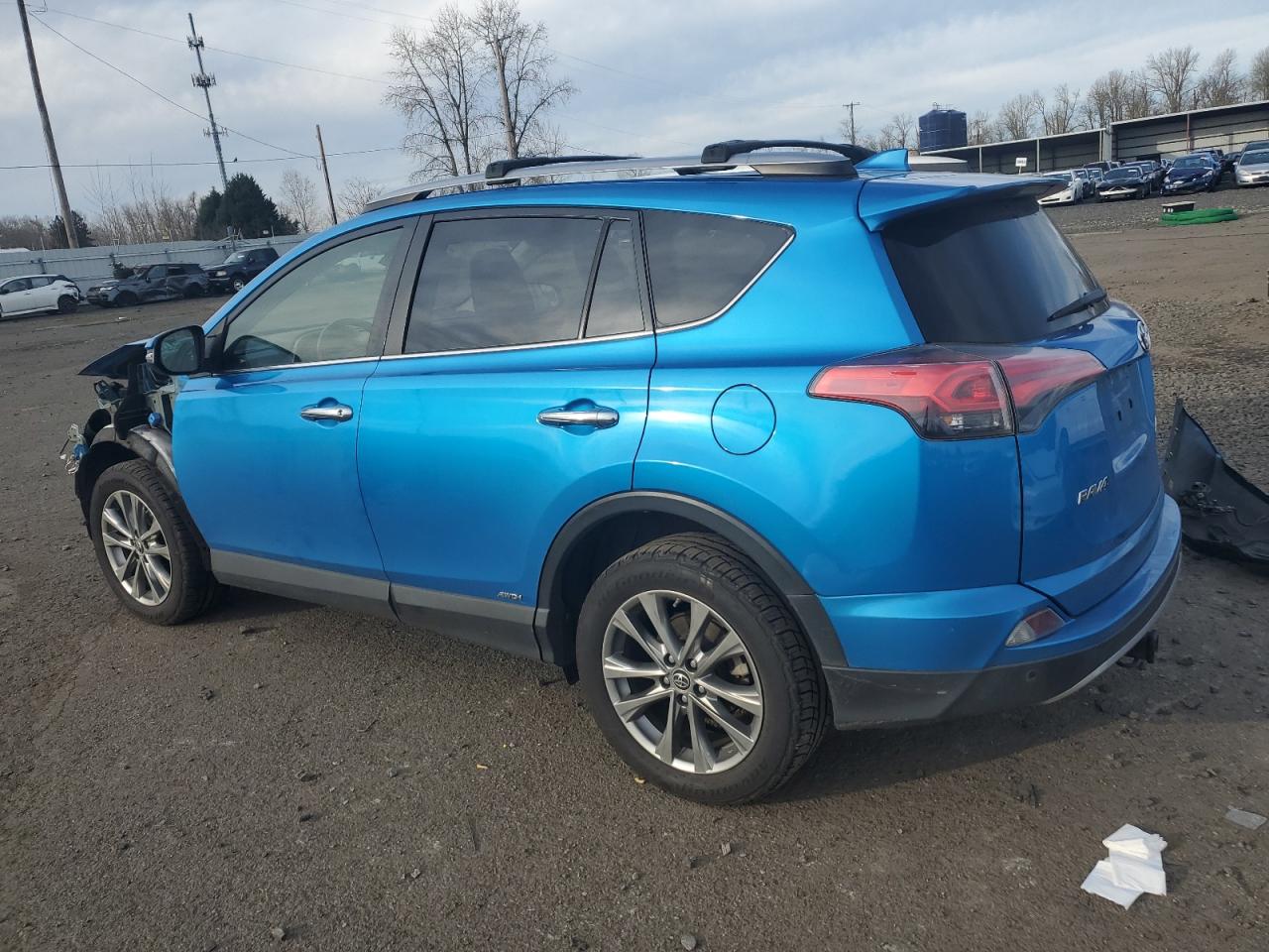 2018 Toyota RAV 4 - Image 2