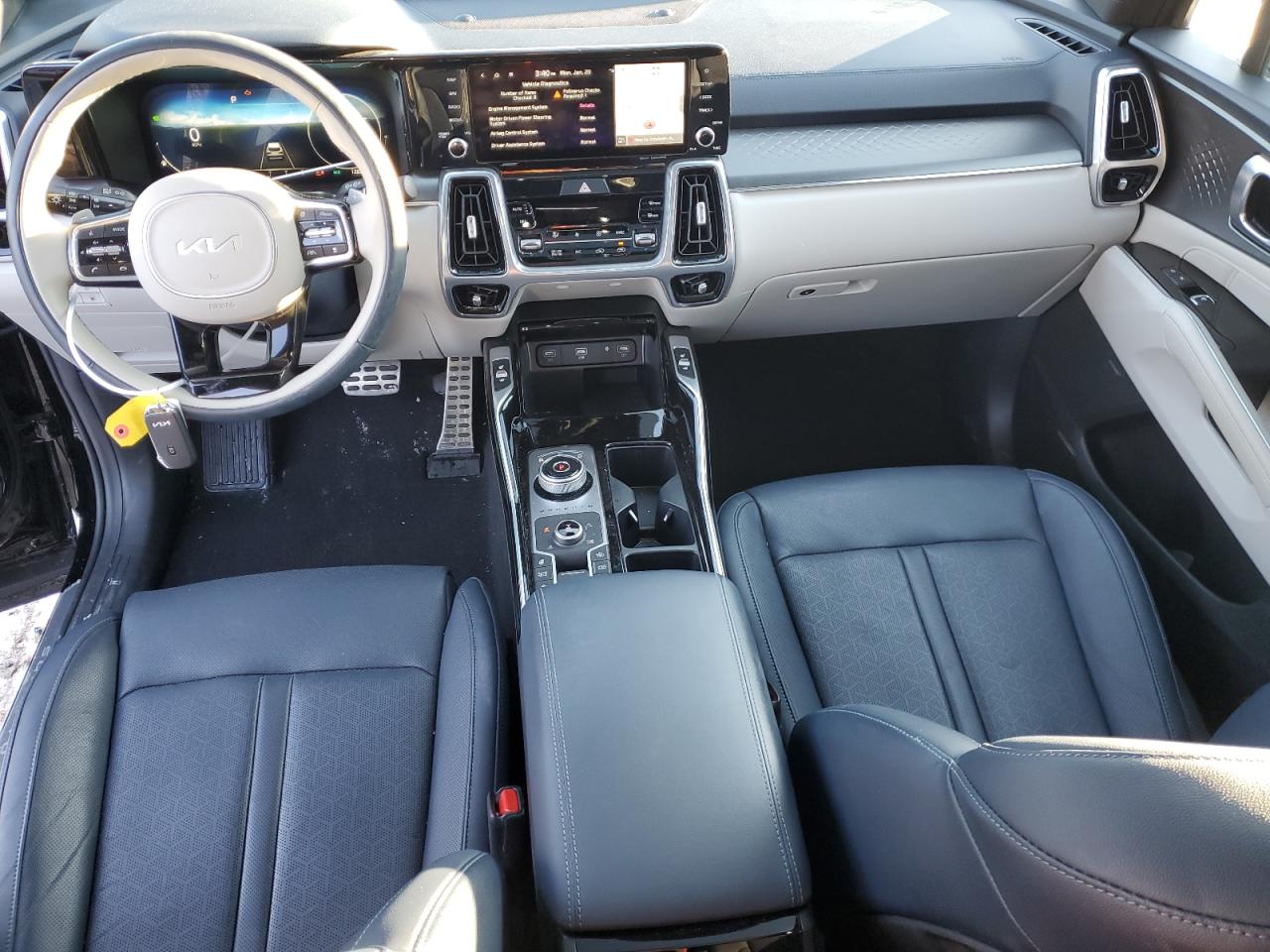 2023 Kia Sorento - Image 8