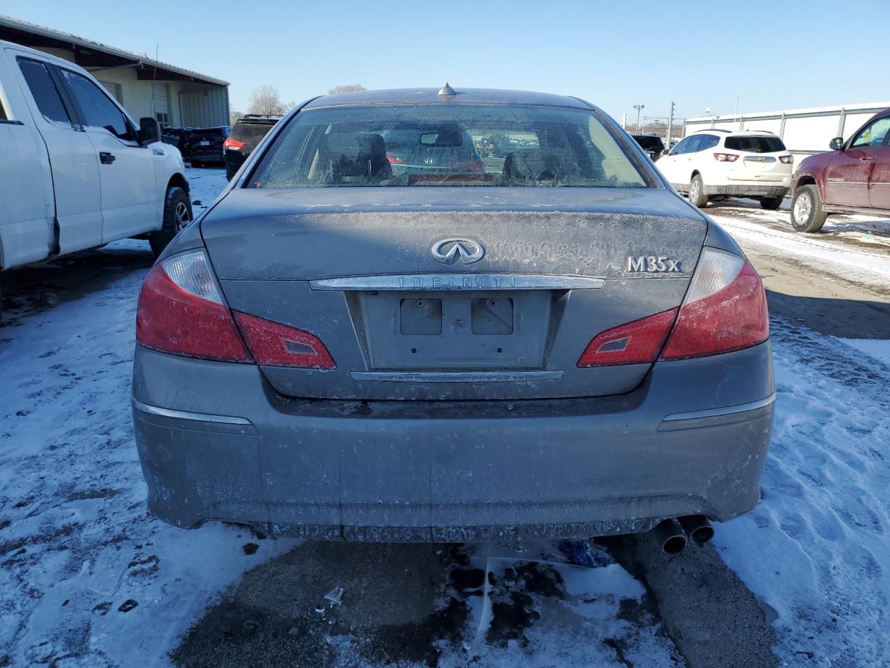2009 Infiniti M - Image 6