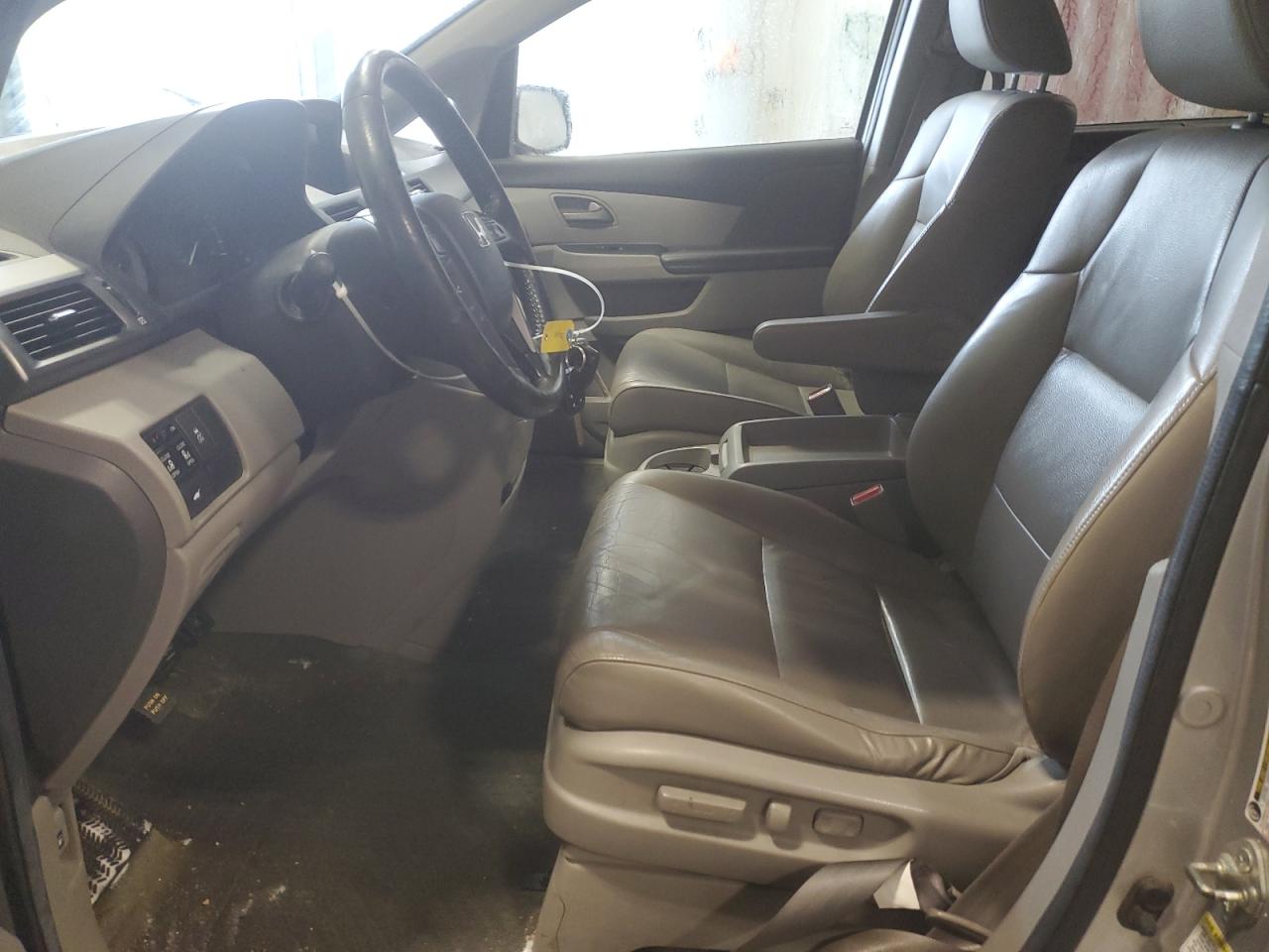 2011 Honda Odyssey - Image 7