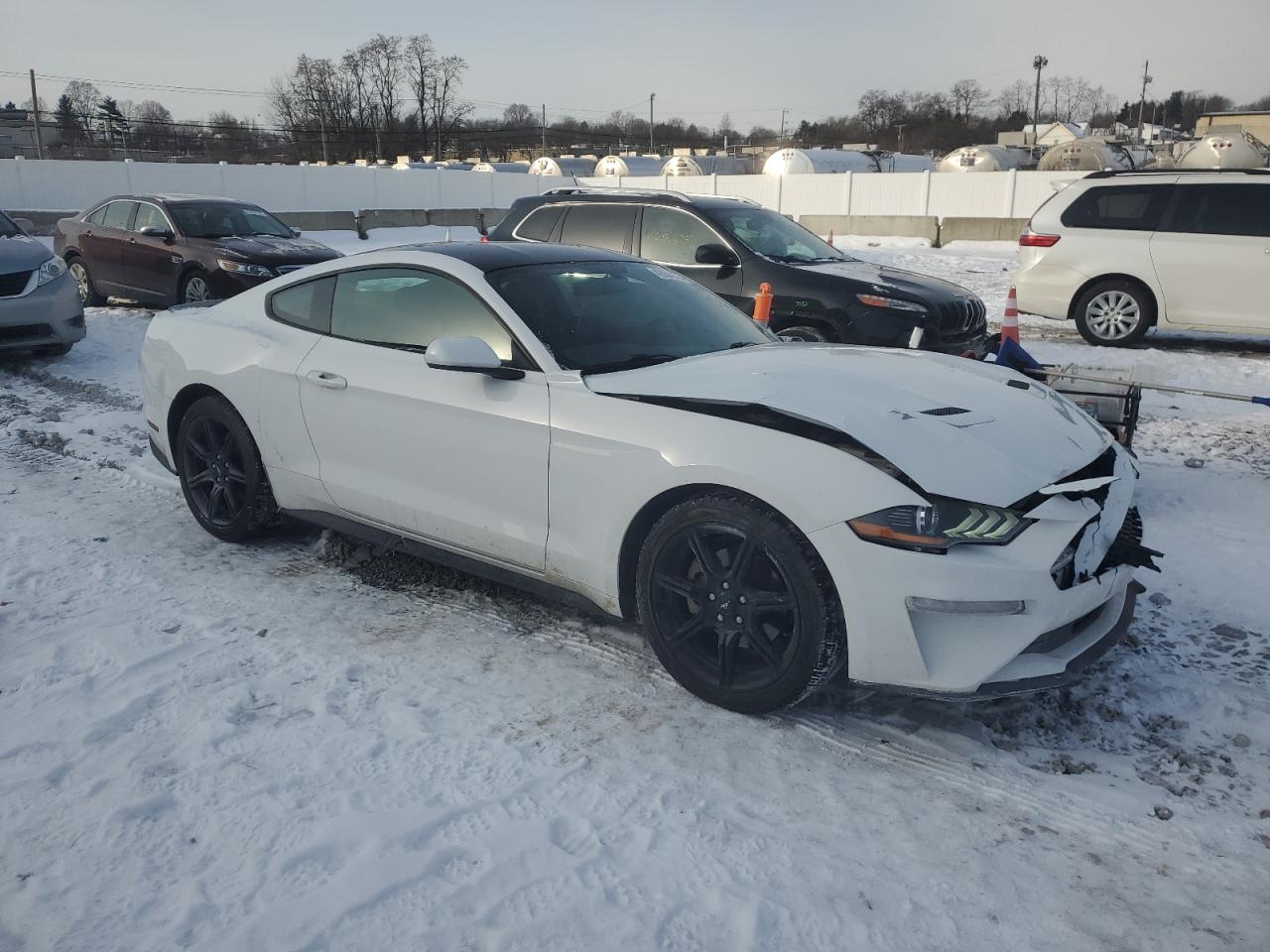 2019 Ford Mustang - Image 4