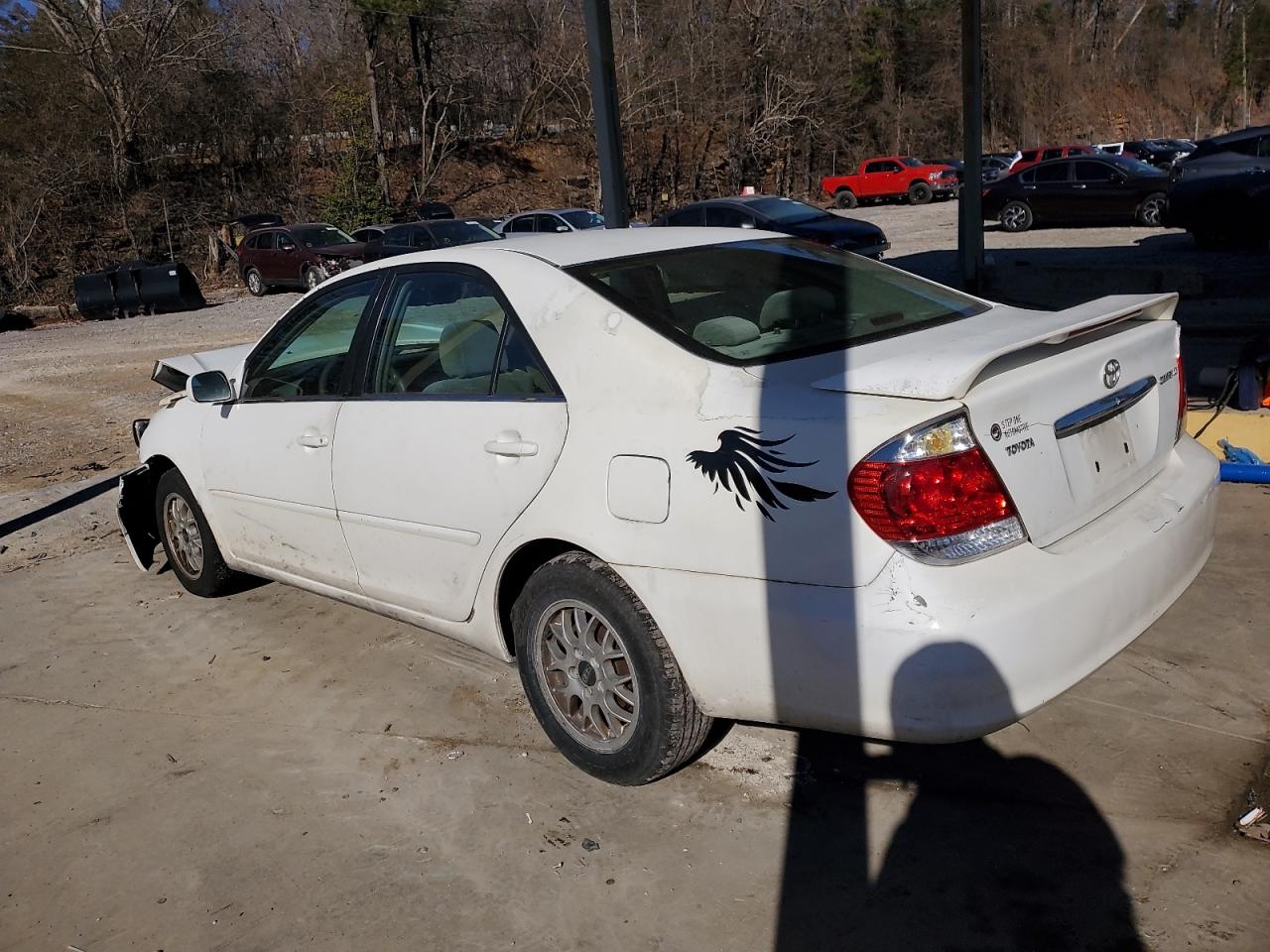 2005 Toyota Camry - Image 2