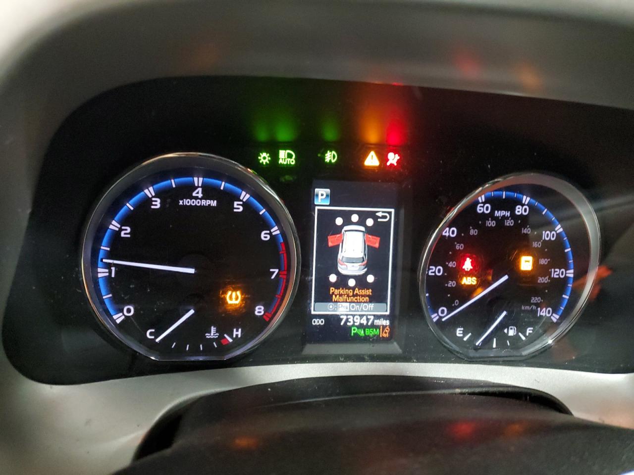2016 Toyota RAV 4 - Image 9