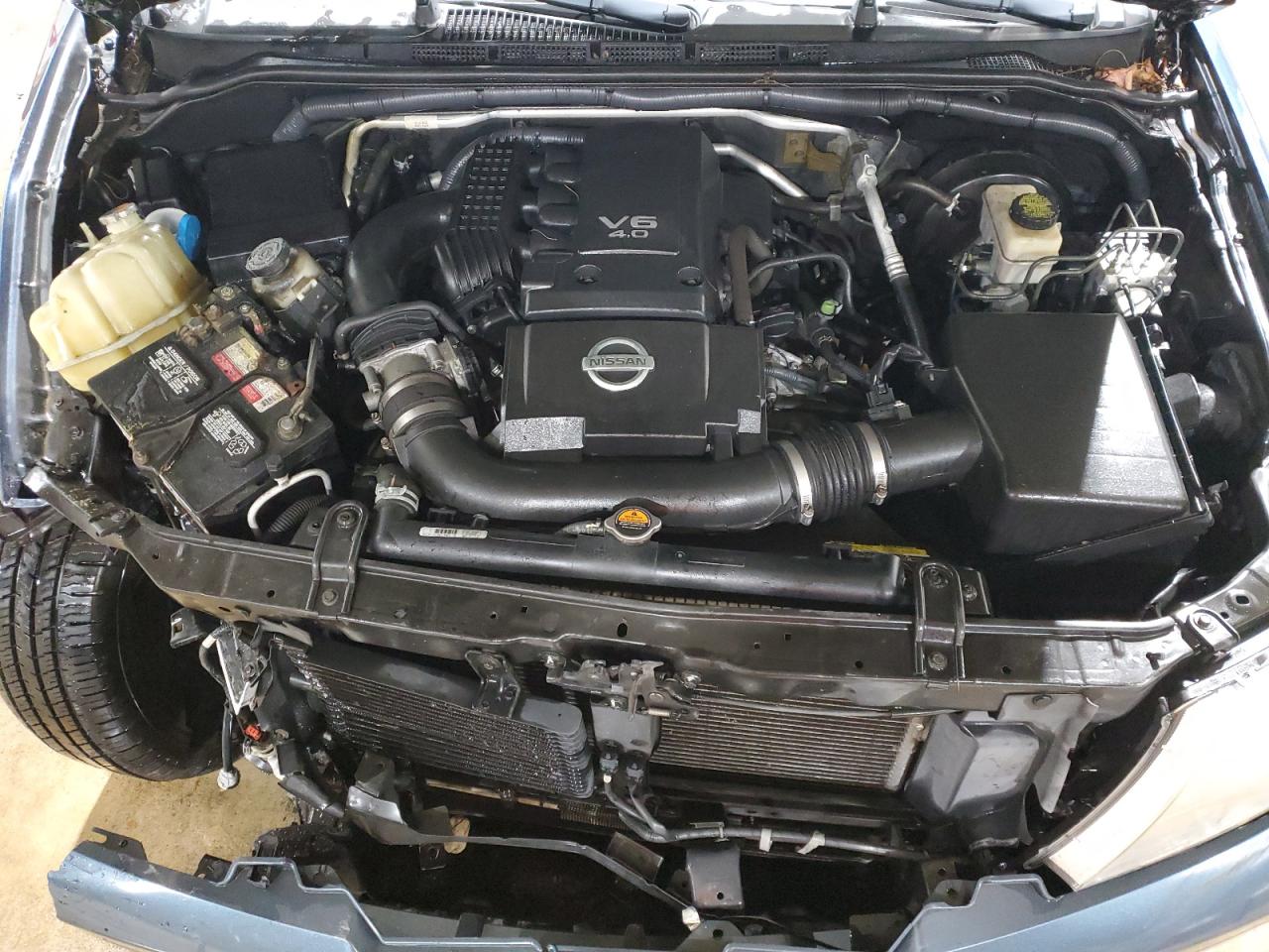 2014 Nissan Navara (Frontier) - Image 11