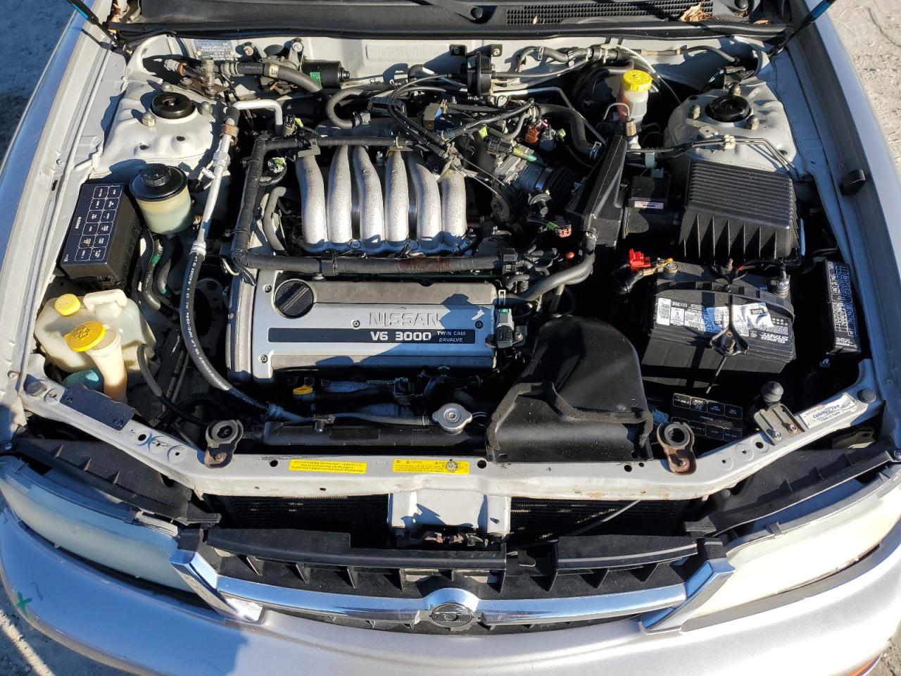 1999 Nissan Maxima - Image 11