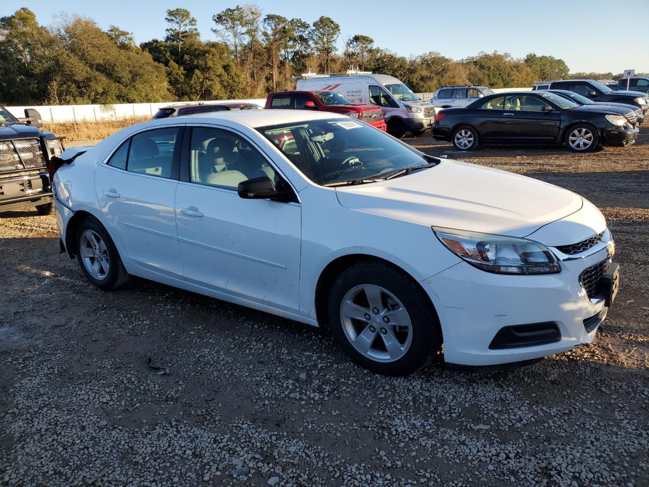2015 Chevrolet Malibu - Image 4