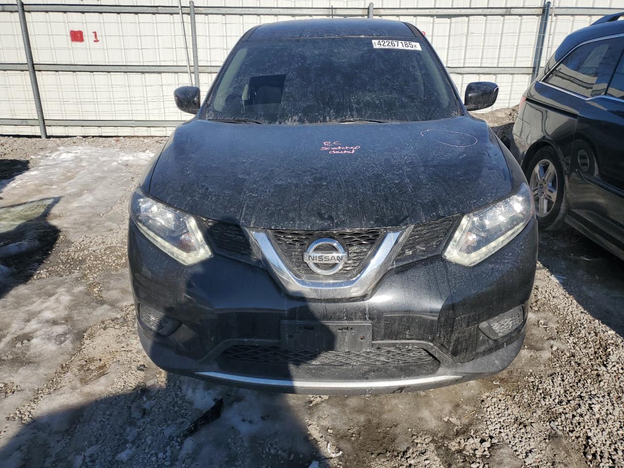 JN8AT2MT0GW007327 NISSAN ROGUE 2016