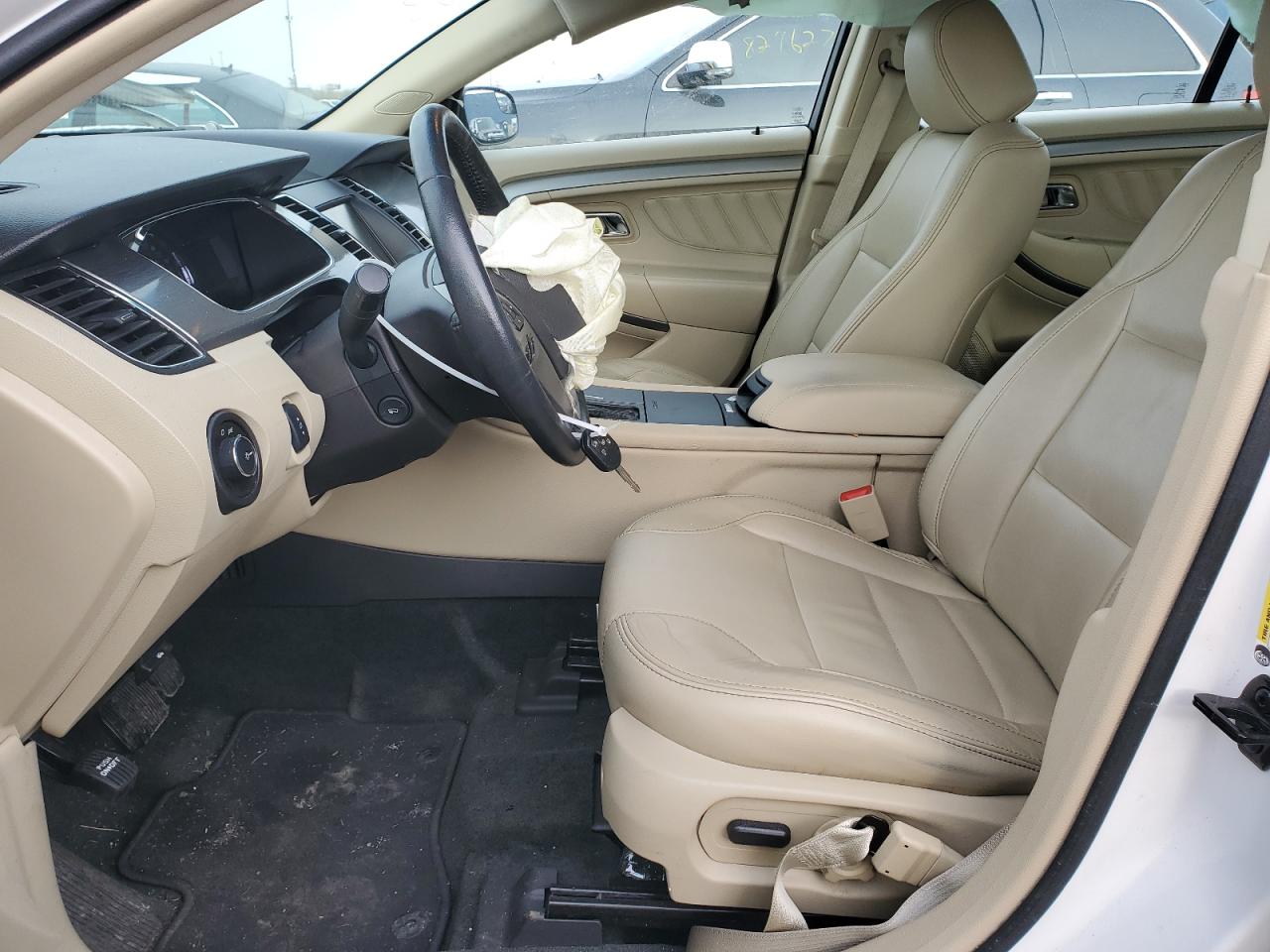 2014 Ford Taurus - Image 7